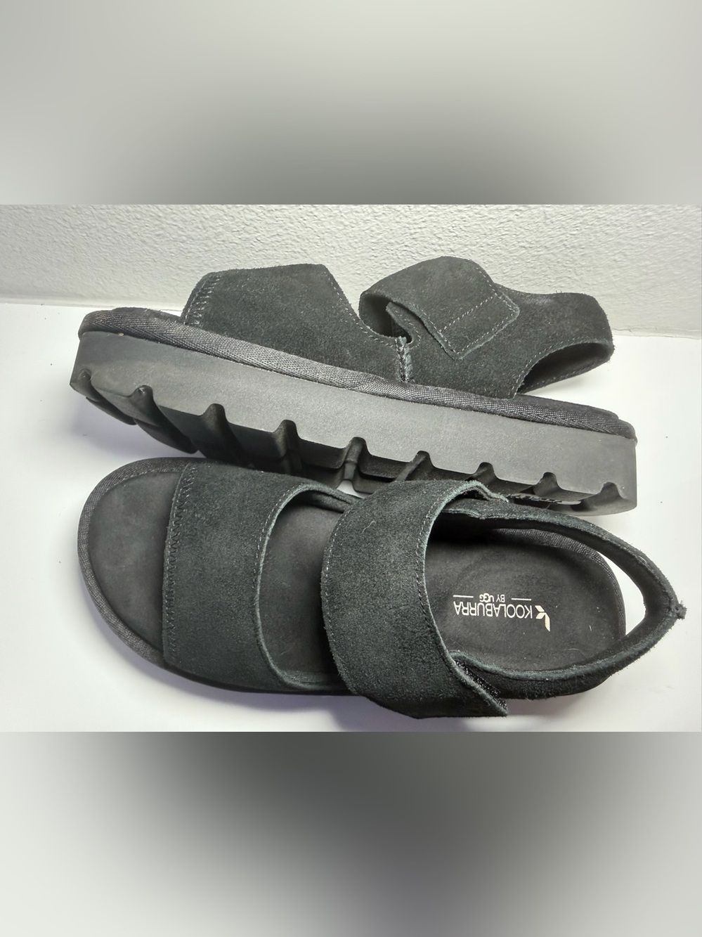 UGG Koolaburra W Tizz Sandal - Black Platform Slide (W/ BLK) Sz 6